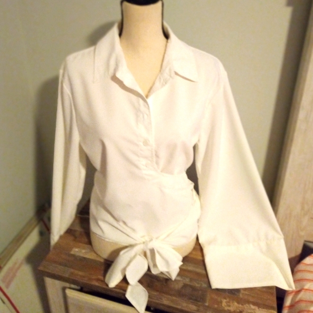 Elegant White Women's Blouse